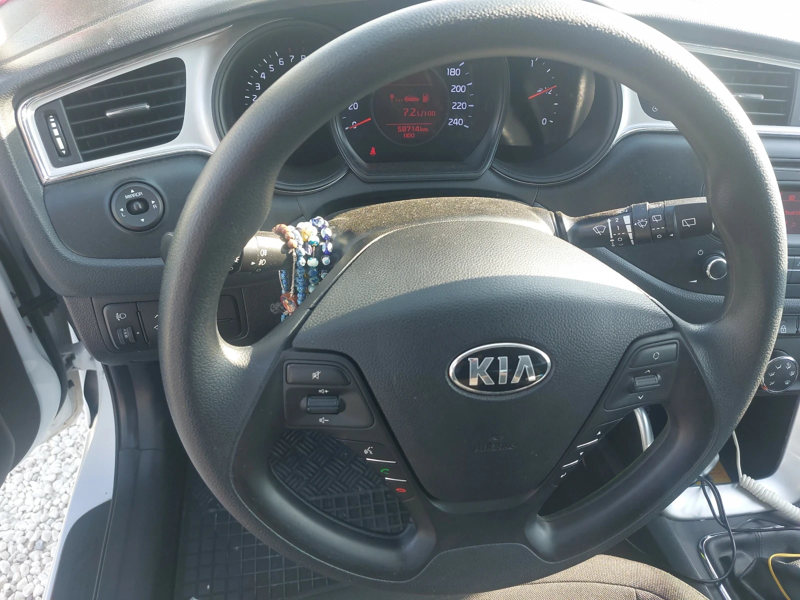 Kia Ceed 1.4АГУ - изображение 10