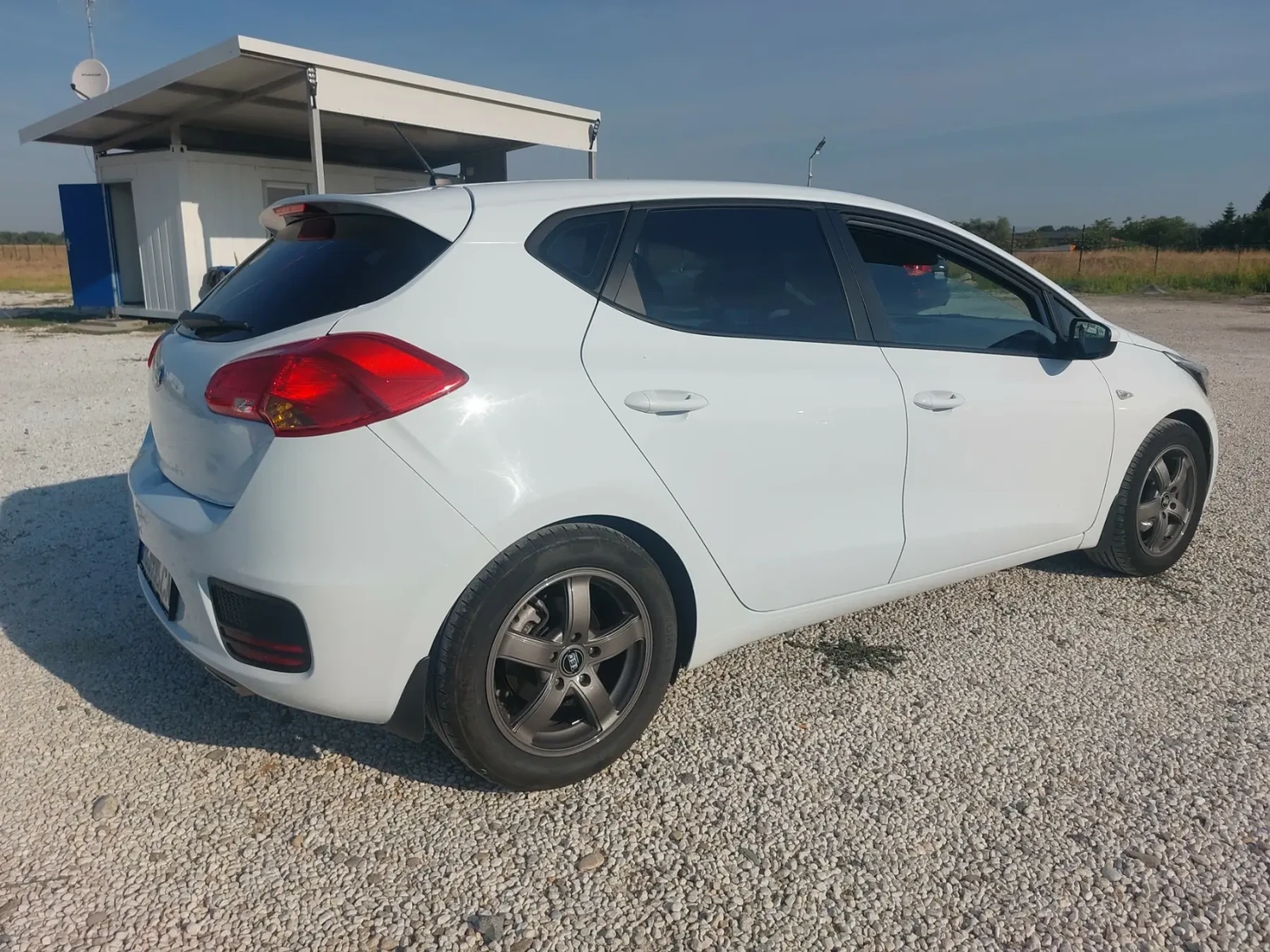 Kia Ceed 1.4АГУ - изображение 6