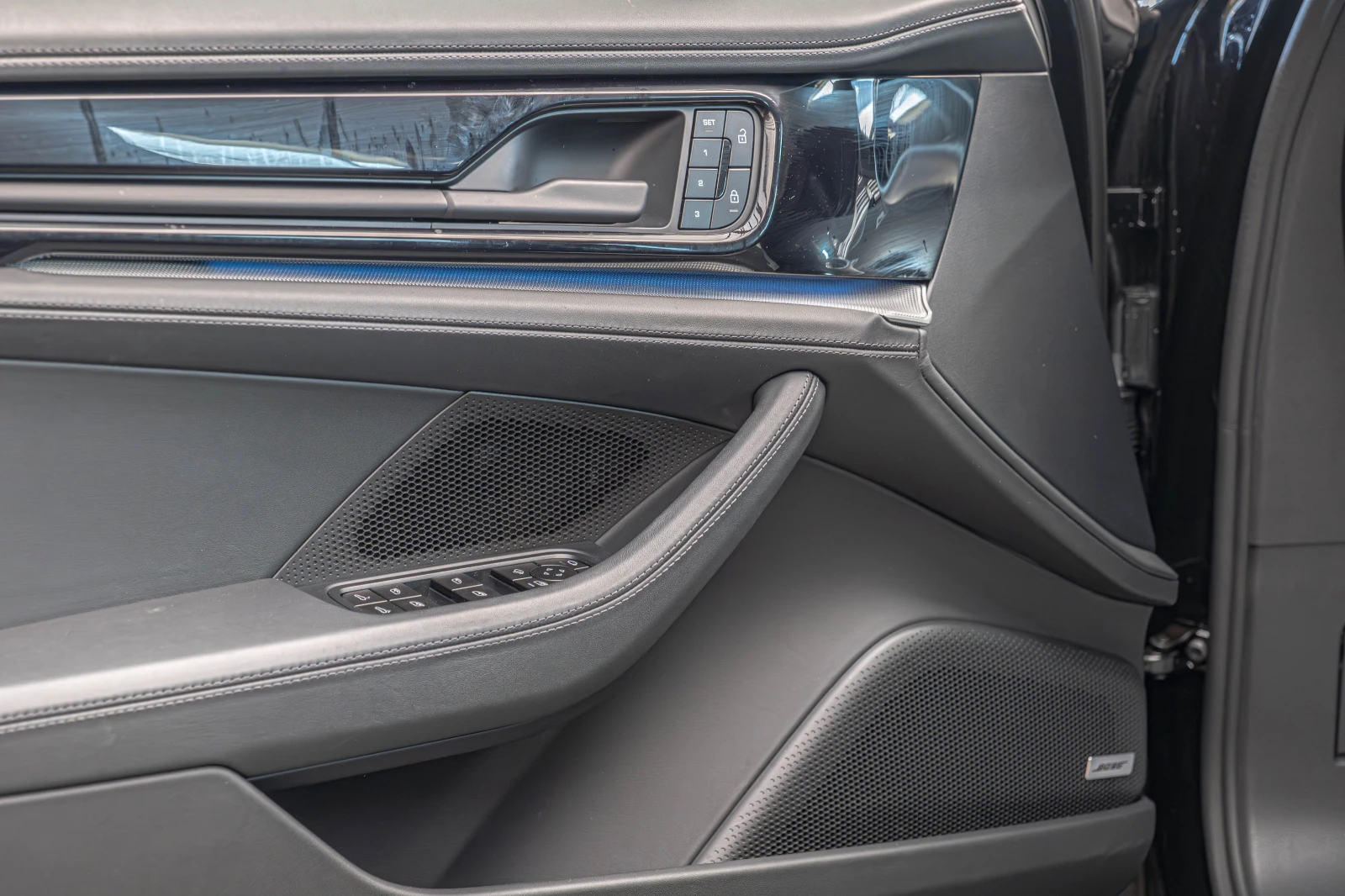 Porsche Panamera Surround-View LED-Matrix/PDK | Mobile.bg   12