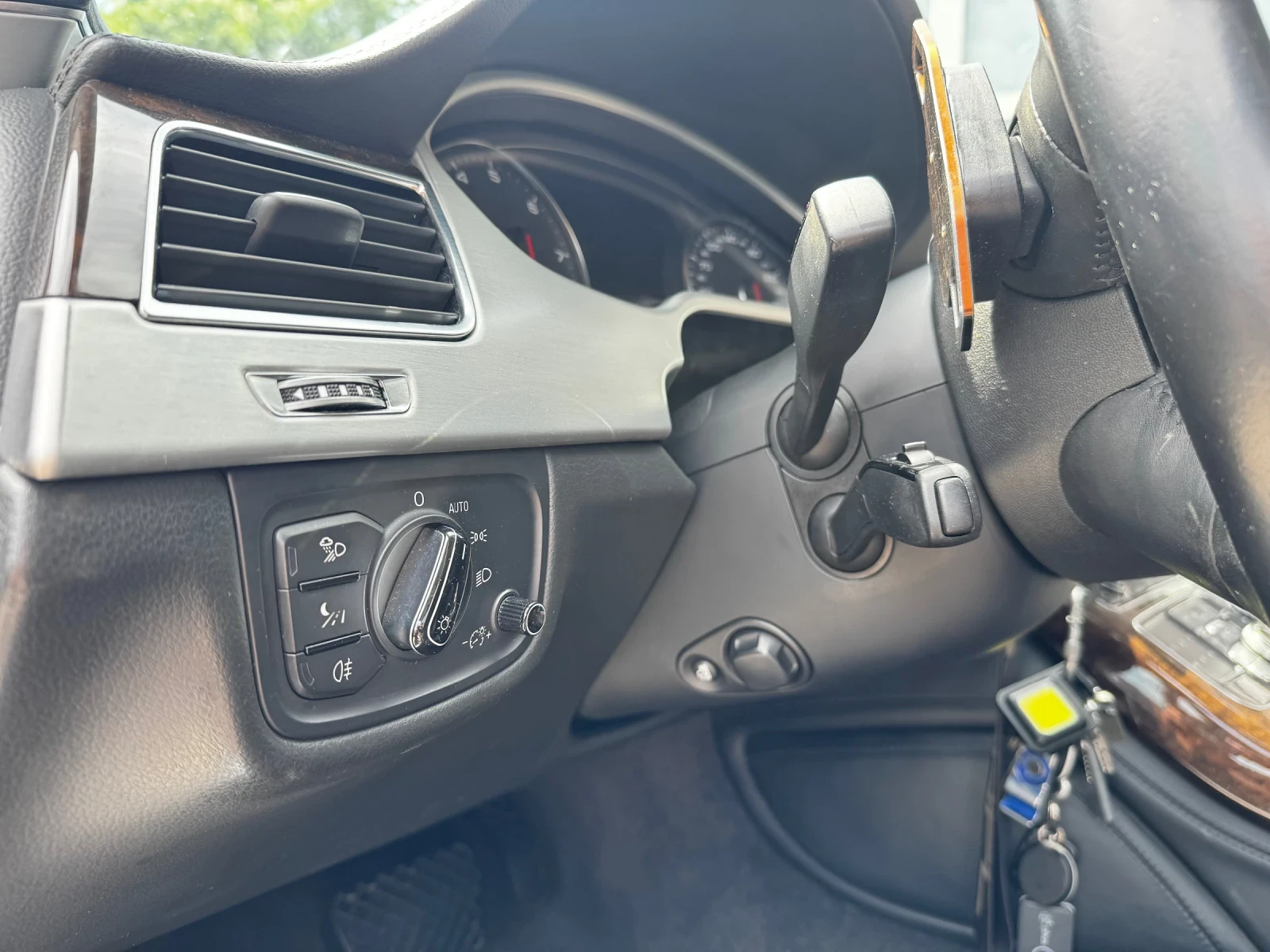 Audi A8 | Mobile.bg   12