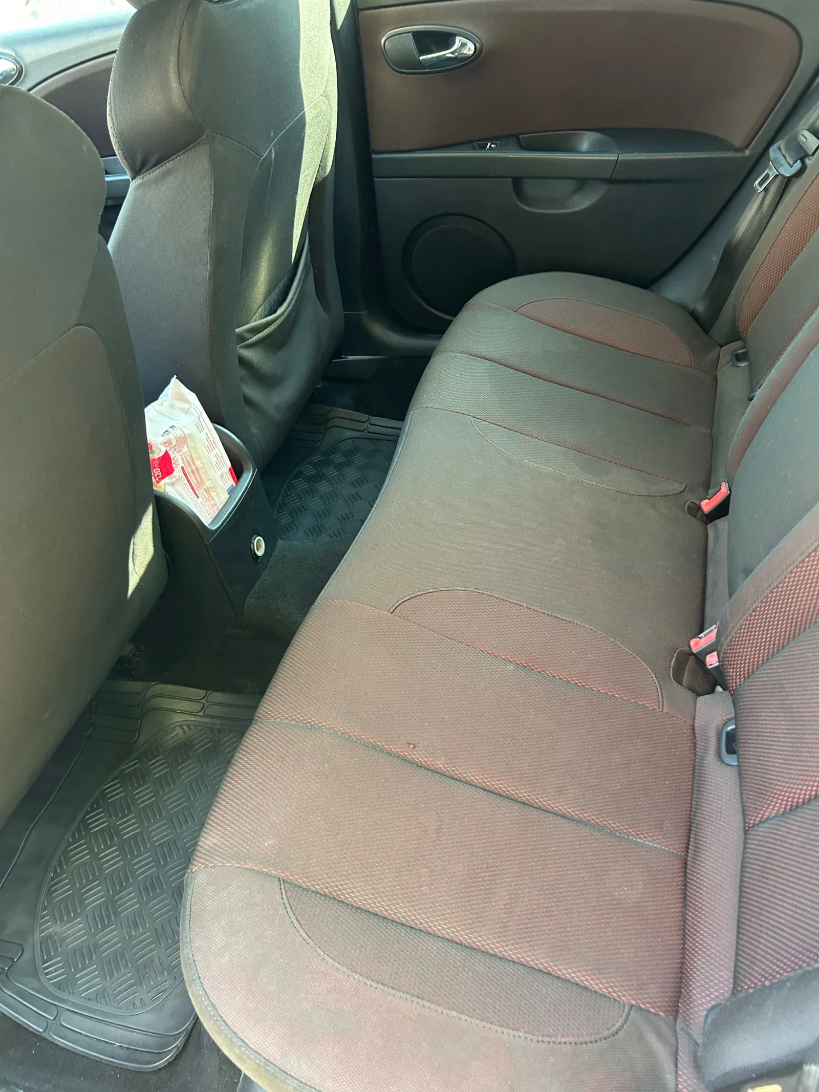 Seat Leon 1.9TDI 105кс ръчка - изображение 7