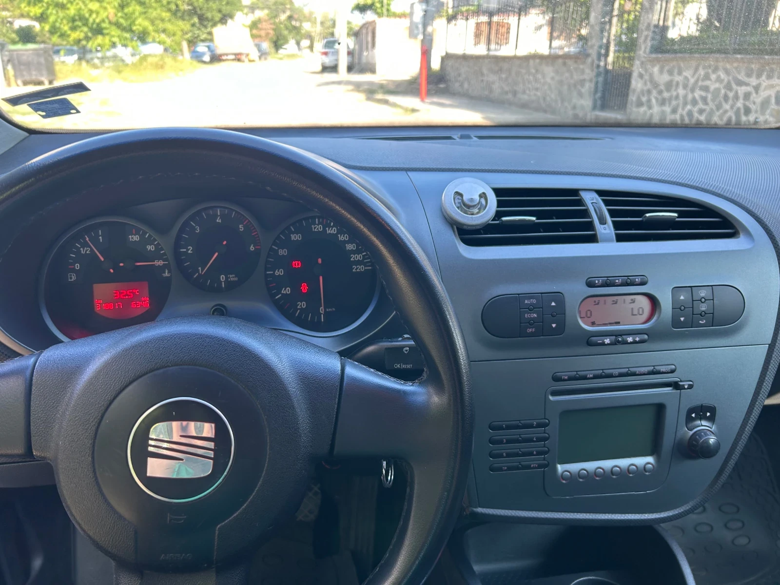 Seat Leon 1.9TDI 105кс ръчка - изображение 10