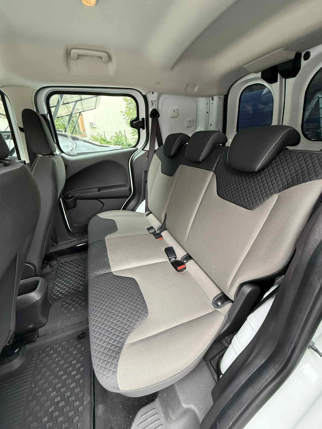 Ford Courier TRANSIT  - изображение 8