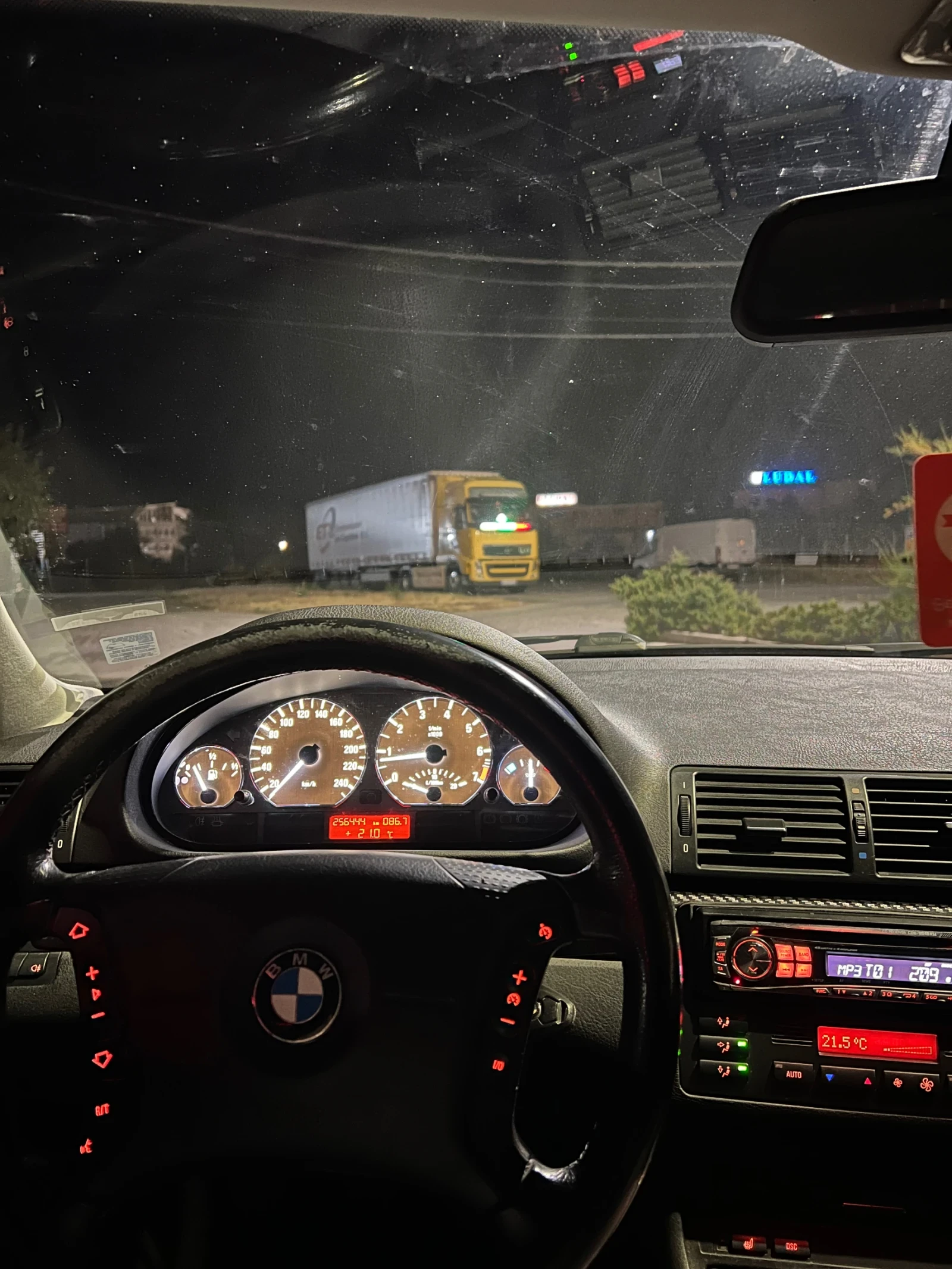 BMW 318 N42B18A - изображение 7