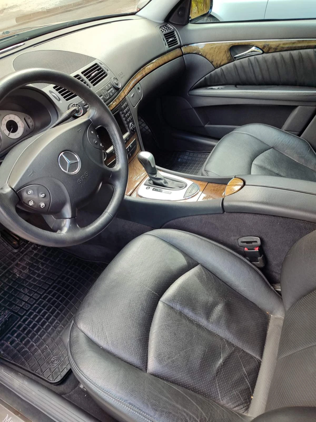 Mercedes-Benz E 350  - изображение 7