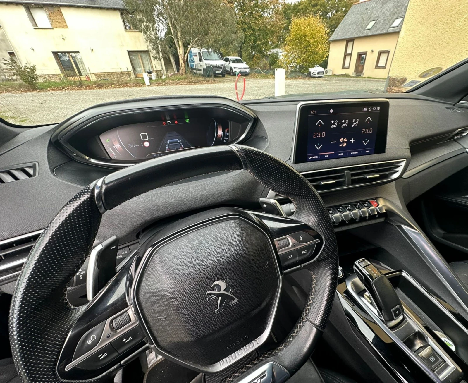 Peugeot 5008 2. 0 GT BLUEHDi 181 S&S EAT8 - изображение 6