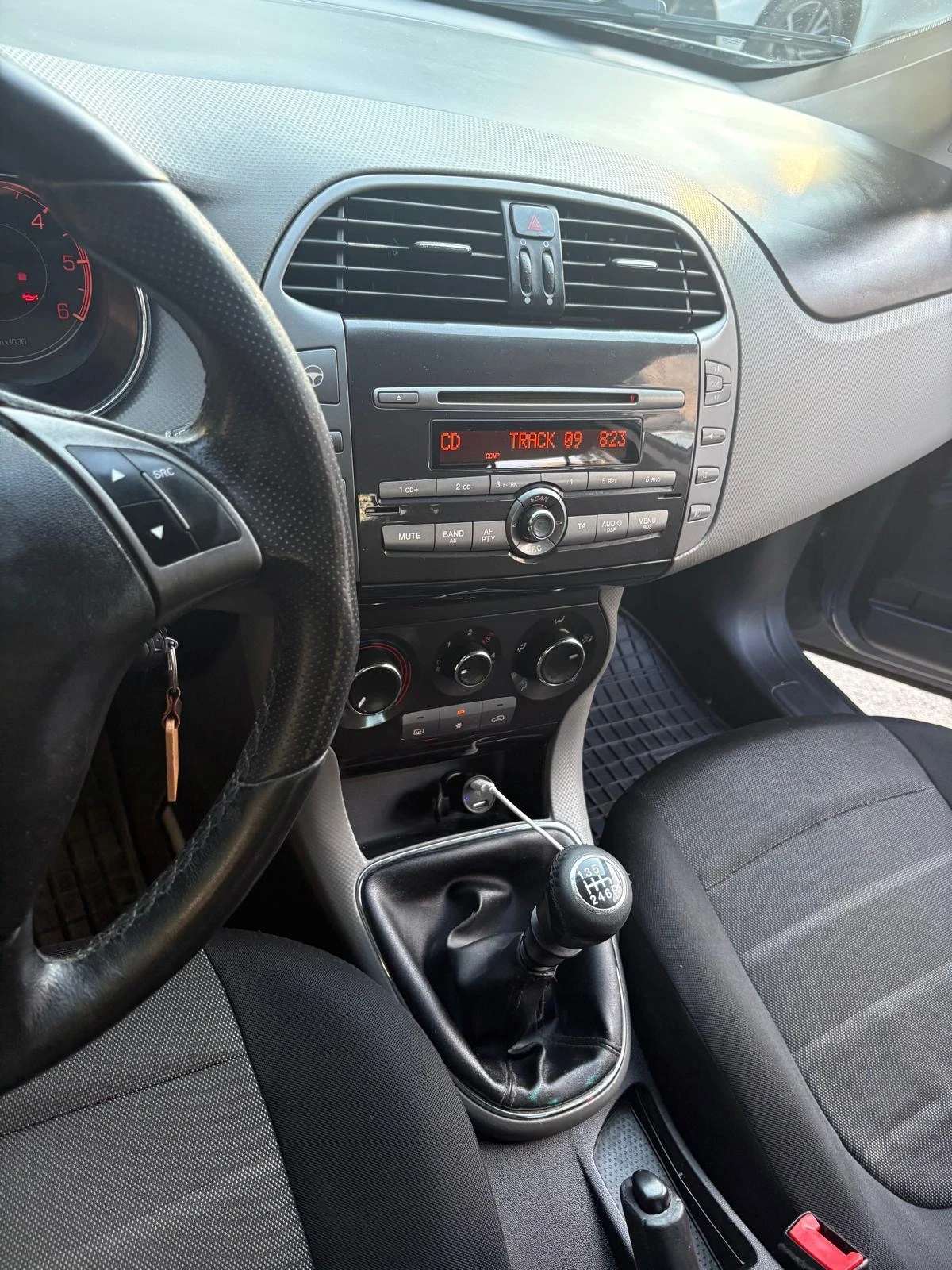 Fiat Bravo 1.6 JTDM jet | Mobile.bg   4