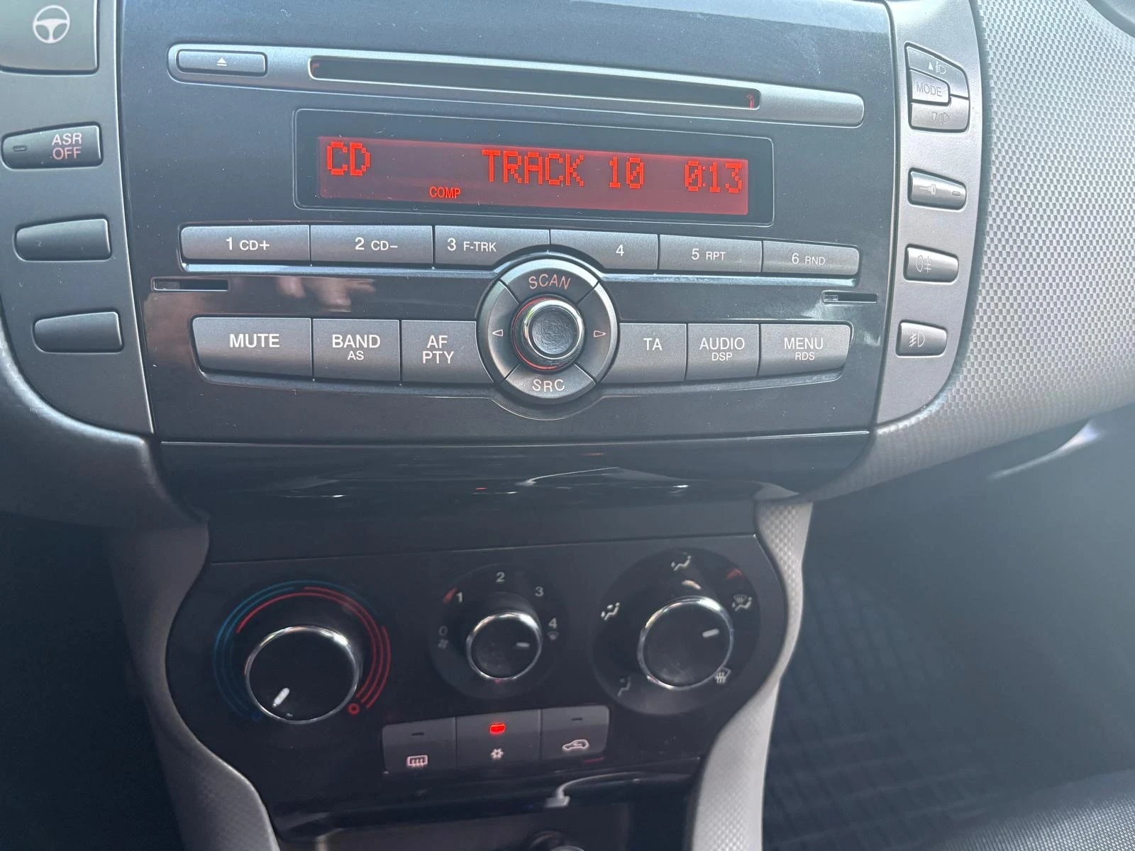 Fiat Bravo 1.6 JTDM jet | Mobile.bg   13