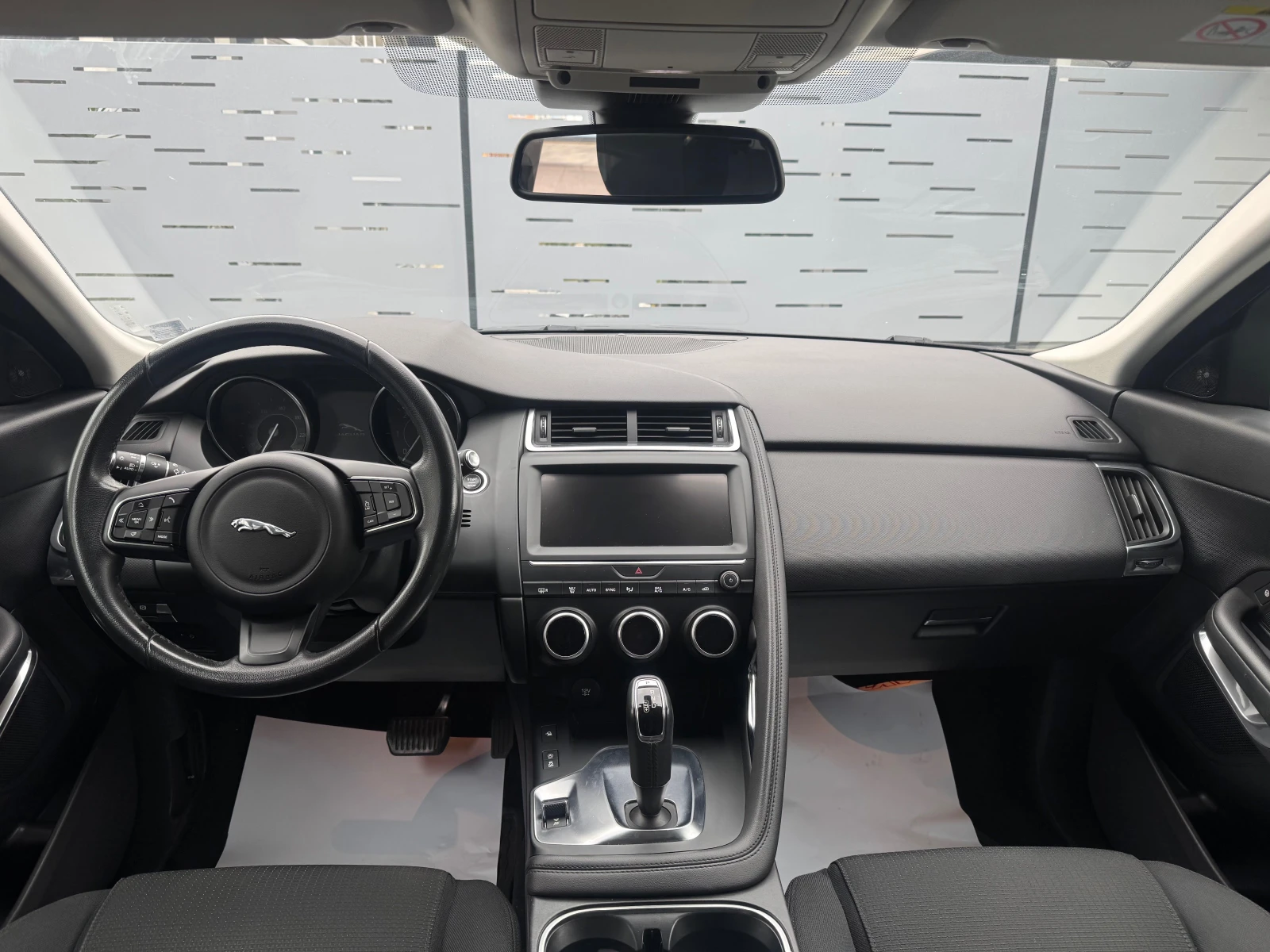 Jaguar E-pace 2.0D ��������� 4X4 AWD AUTOMATIC | Mobile.bg � ����������� 14