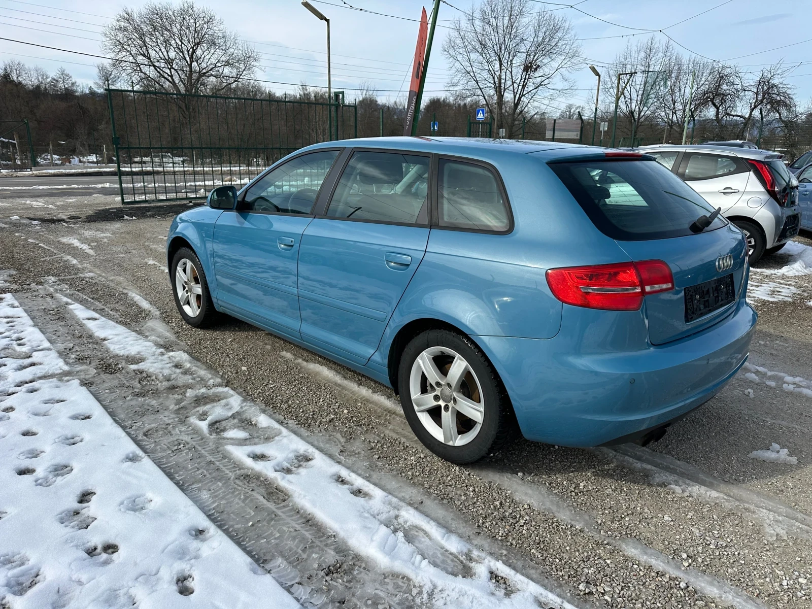 Audi A3 1.8 ТУРБО. АВТОМАТИК - изображение 6