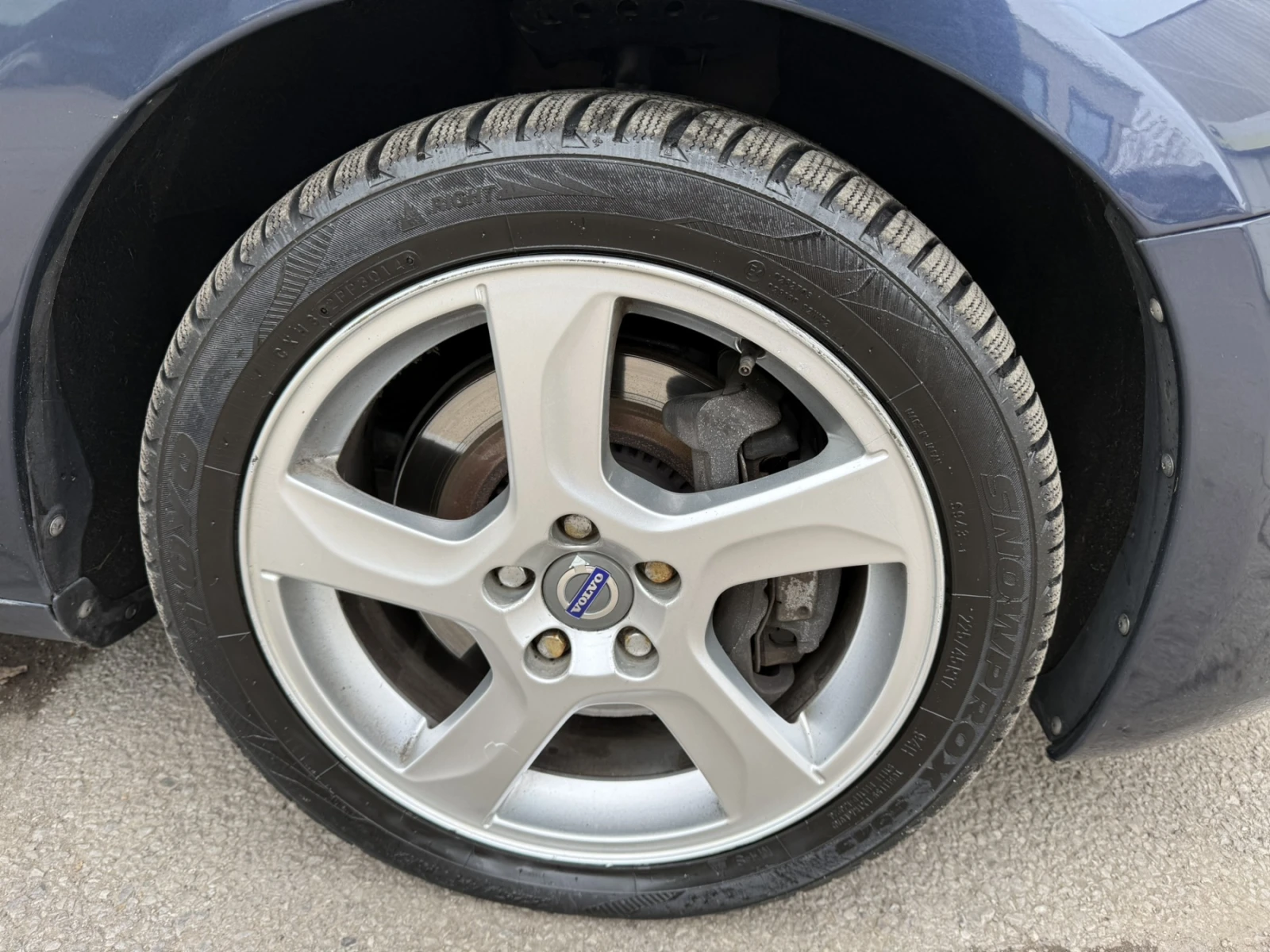 Volvo V60 2.4 D5 AWD , снимка 15 - Автомобили и джипове - 53763208