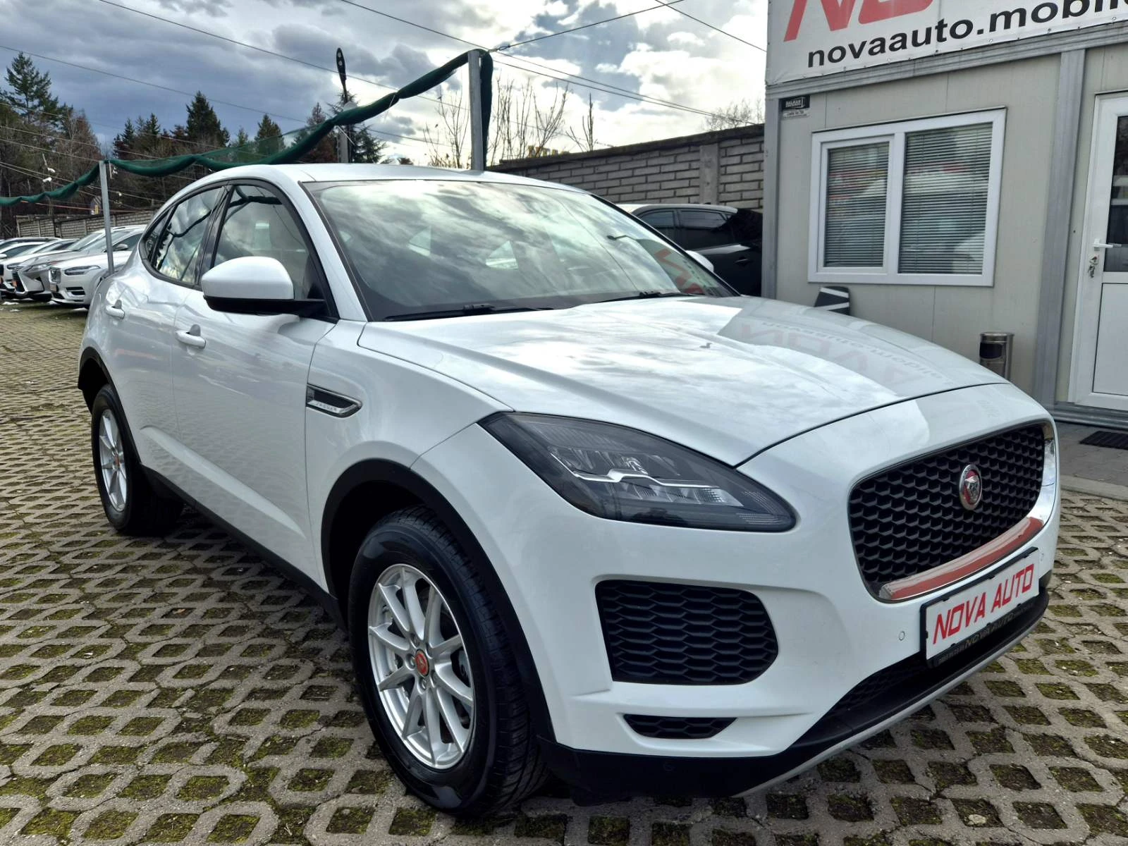 Jaguar E-pace 2.0I-200��-173.000��-������-4X4 | Mobile.bg � ����������� 5