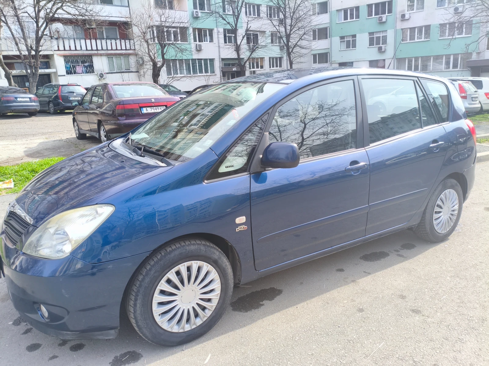 Toyota Corolla verso 2.0 D4D 90���� | Mobile.bg � ����������� 4