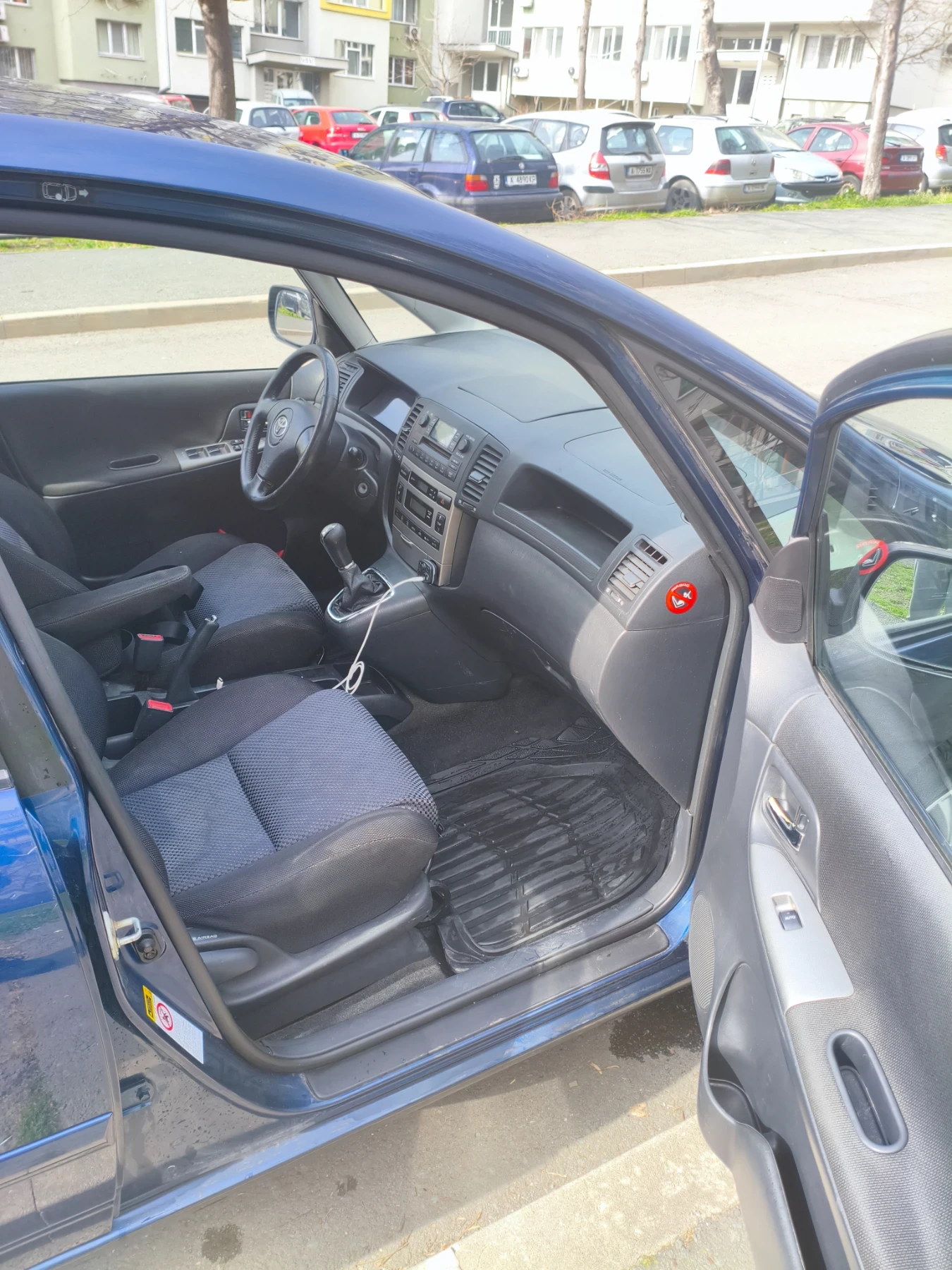 Toyota Corolla verso 2.0 D4D 90���� | Mobile.bg � ����������� 6