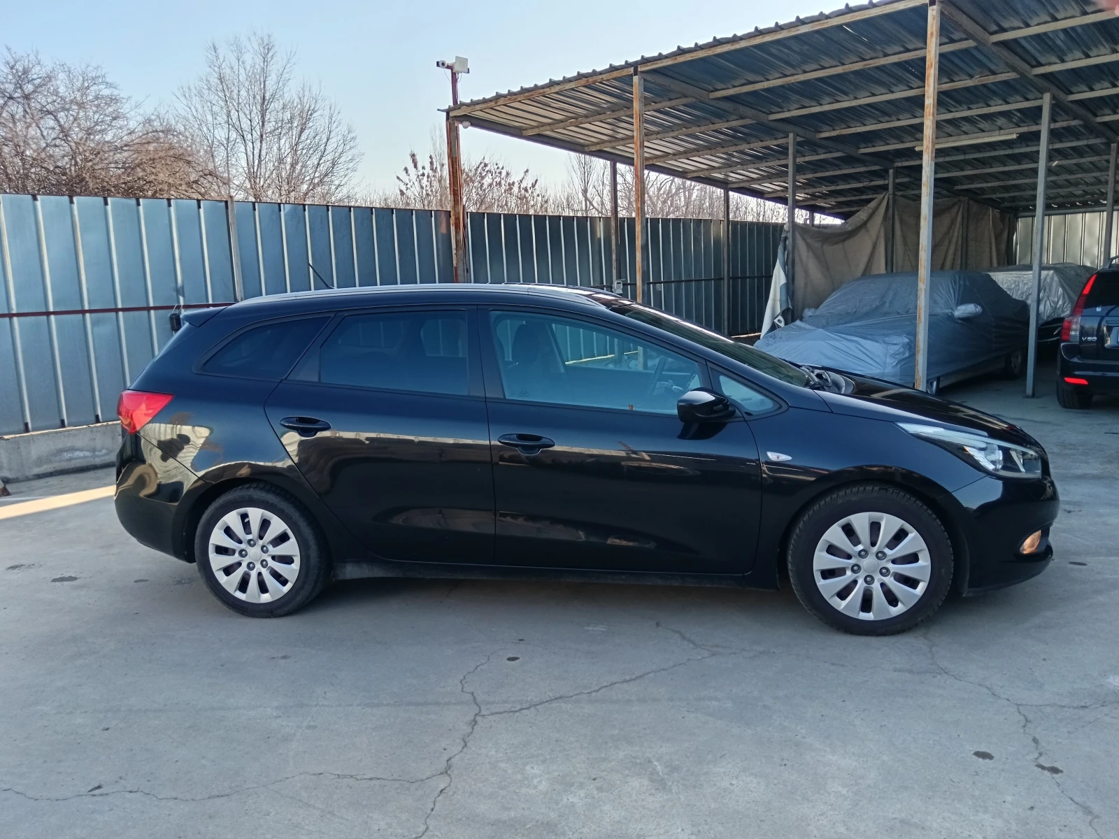Kia Ceed 1.4i-100kc-6ck, снимка 8 - Автомобили и джипове - 53762484