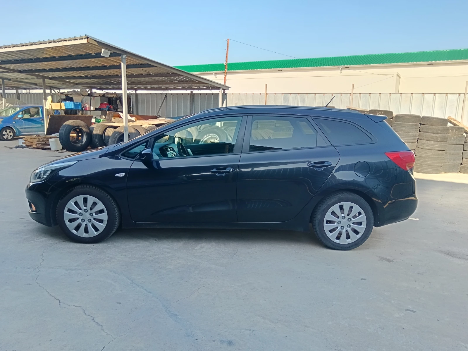 Kia Ceed 1.4i-100kc-6ck, снимка 4 - Автомобили и джипове - 53762484