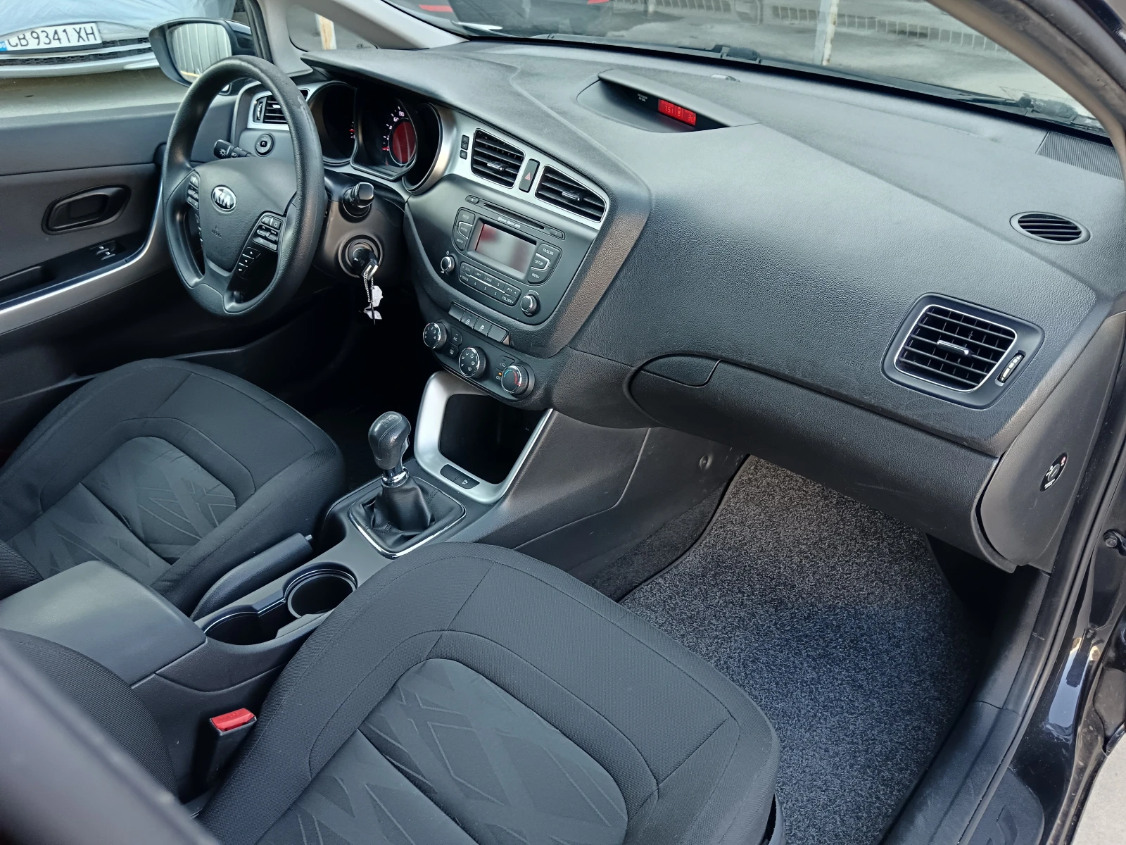 Kia Ceed 1.4i-100kc-6ck, снимка 12 - Автомобили и джипове - 53762484