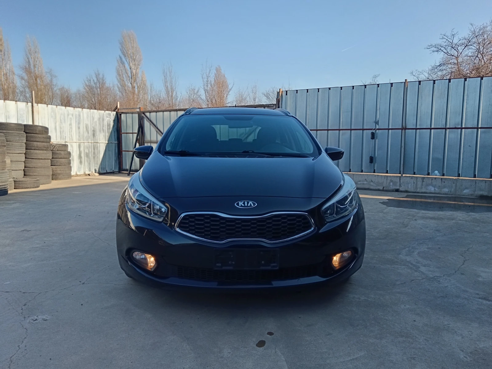 Kia Ceed 1.4i-100kc-6ck, снимка 2 - Автомобили и джипове - 53762484