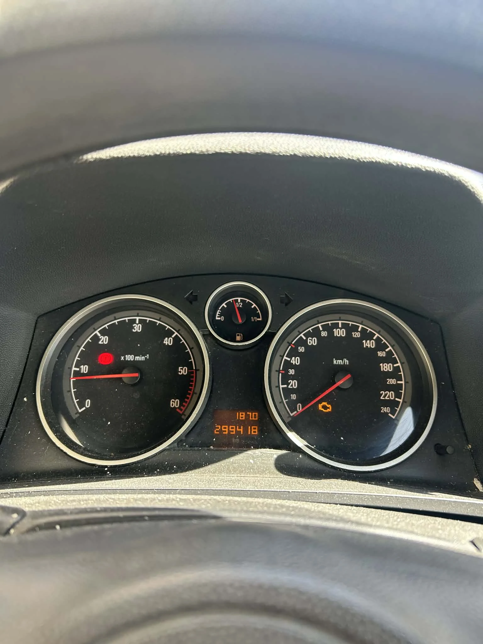 Opel Zafira, снимка 13 - Автомобили и джипове - 53975035