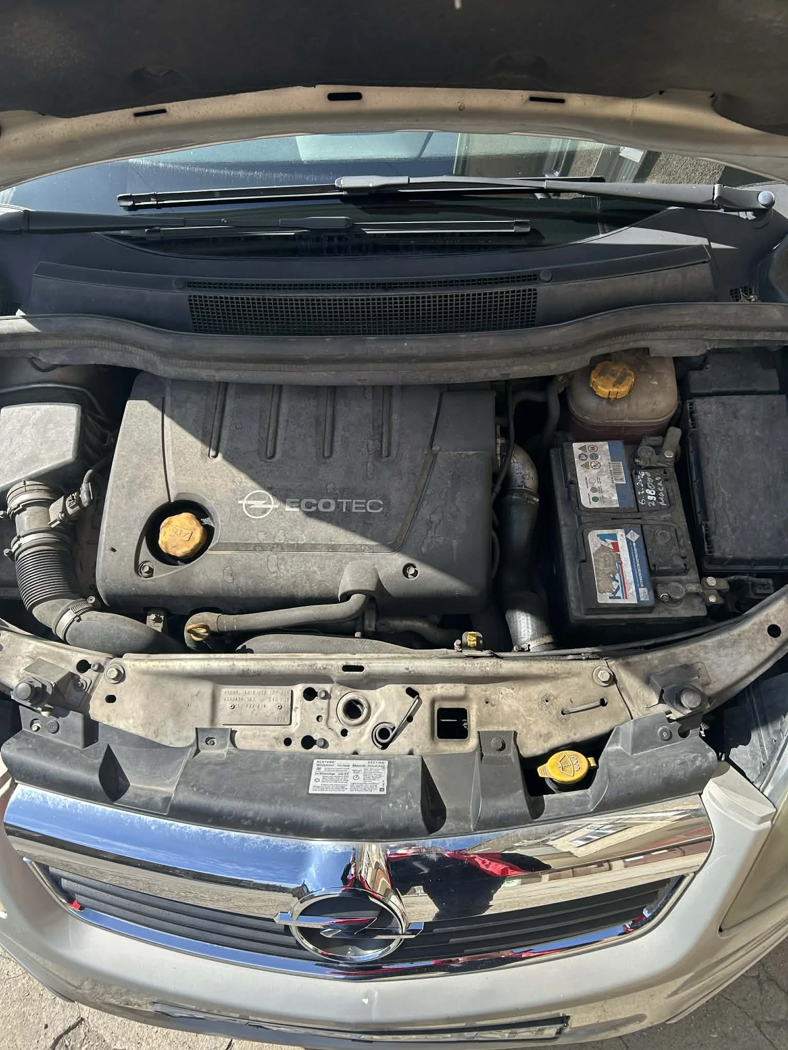 Opel Zafira, снимка 12 - Автомобили и джипове - 53975035