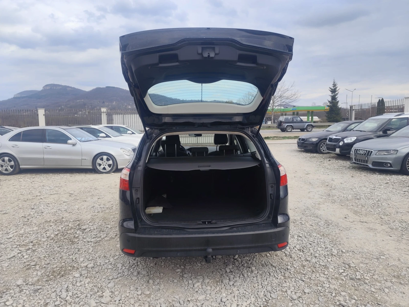 Ford Focus 1.6 дизел, снимка 7 - Автомобили и джипове - 54012725