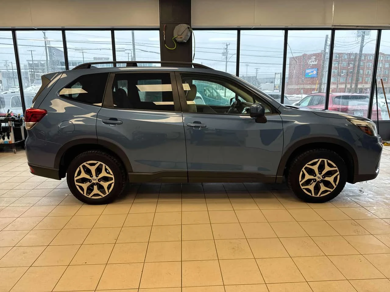 Subaru Forester * Convenience * ПОДГРЕВИ * КАМЕРА * ПАМЕТ, снимка 3 - Автомобили и джипове - 54141550