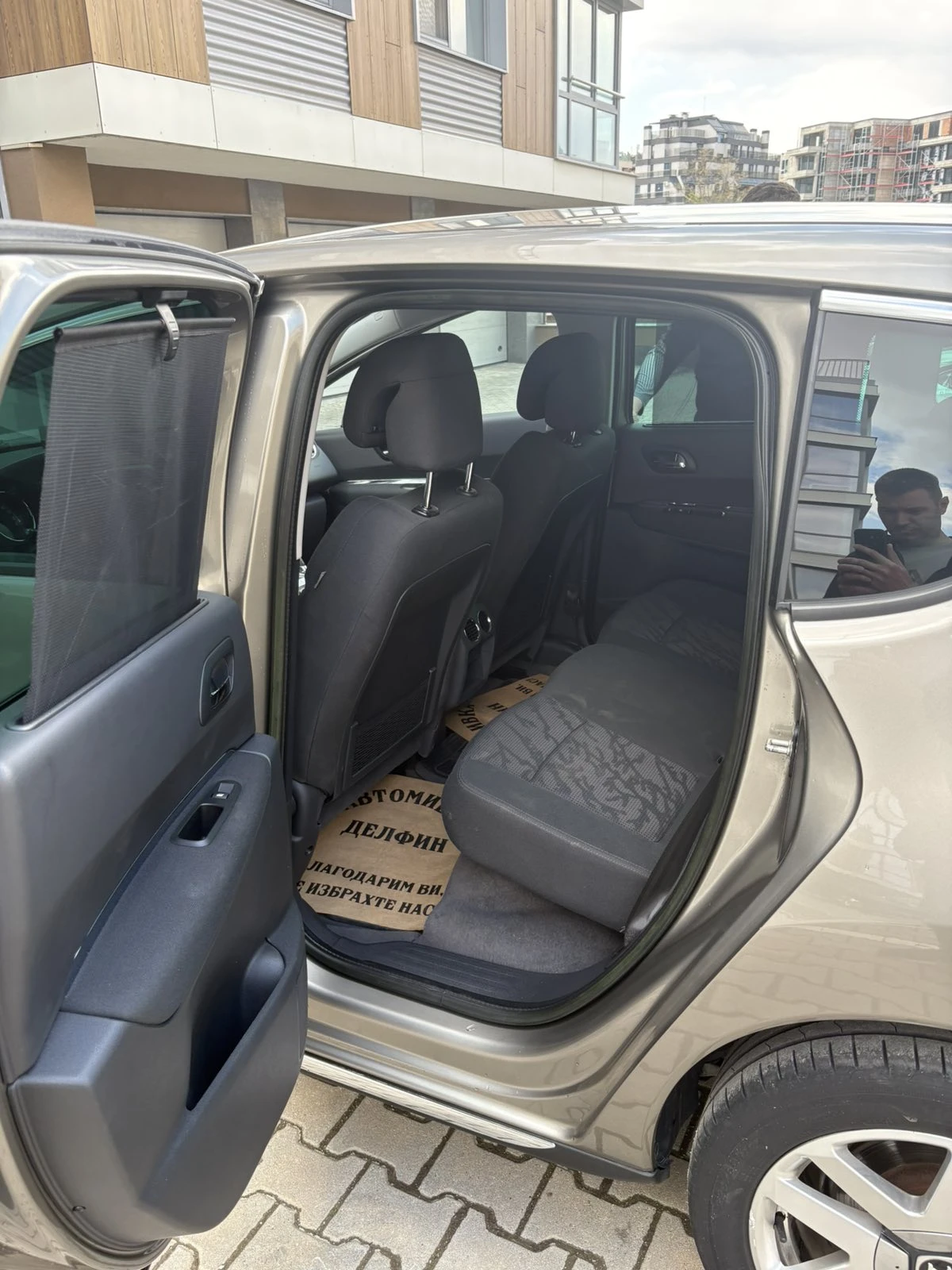 Peugeot 3008 2.0 HDI HYbrid4 4x4, снимка 12 - Автомобили и джипове - 54246501