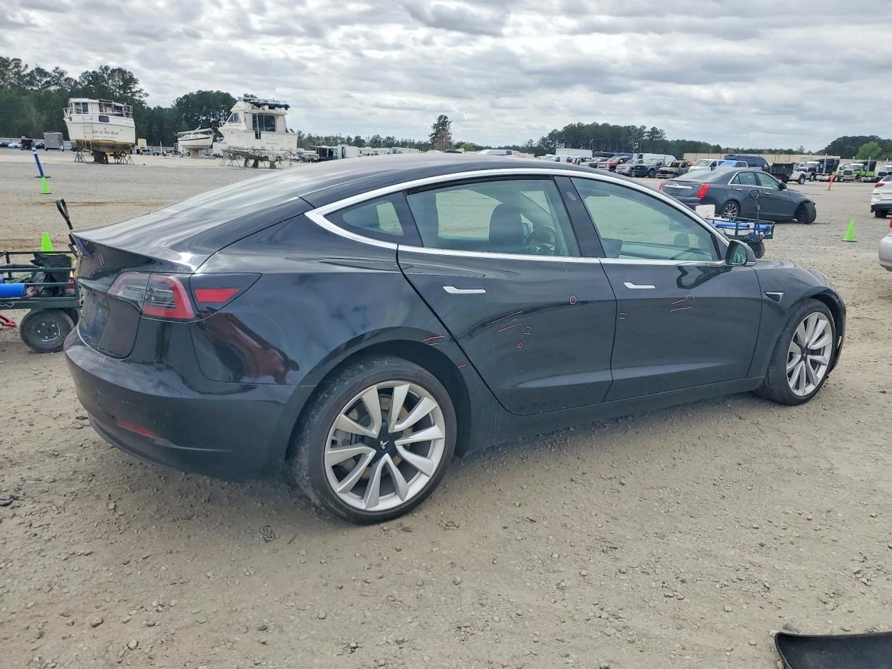 Tesla Model 3, снимка 3 - Автомобили и джипове - 54419058