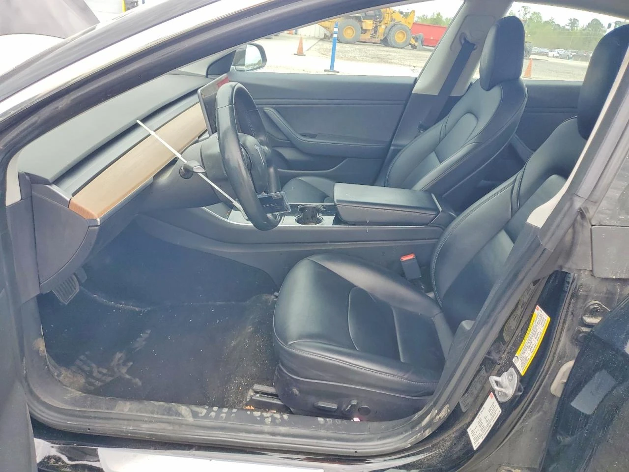 Tesla Model 3, снимка 7 - Автомобили и джипове - 54419058