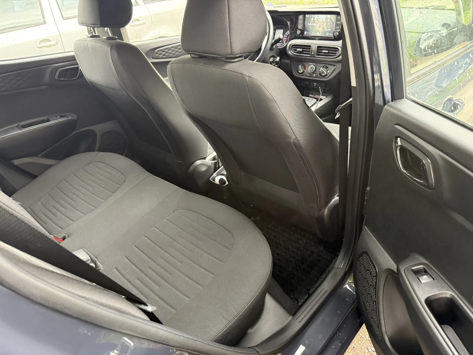 Hyundai I10 1.2, снимка 13 - Автомобили и джипове - 54459514