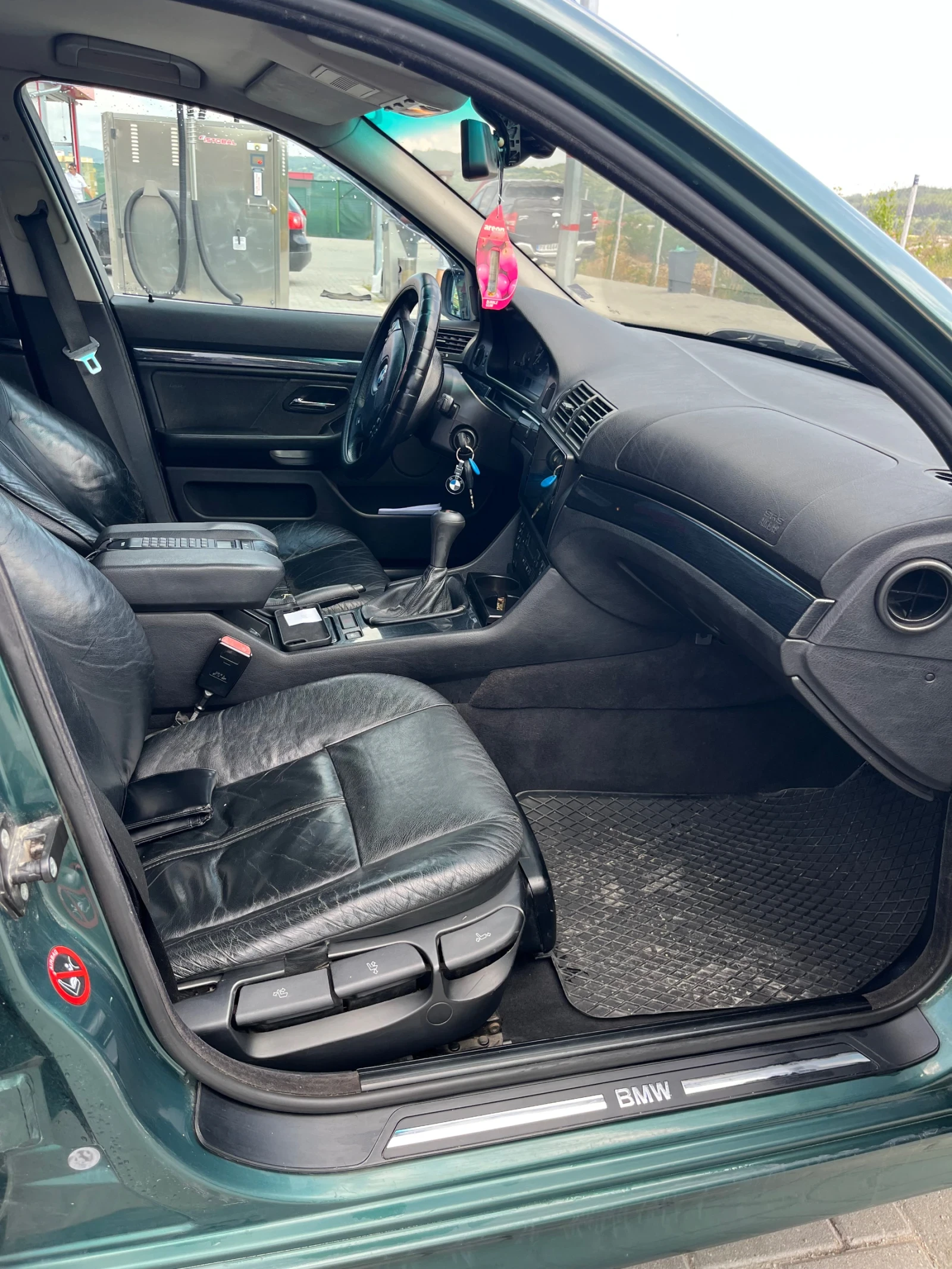 BMW 520 Е39, снимка 10 - Автомобили и джипове - 54792052