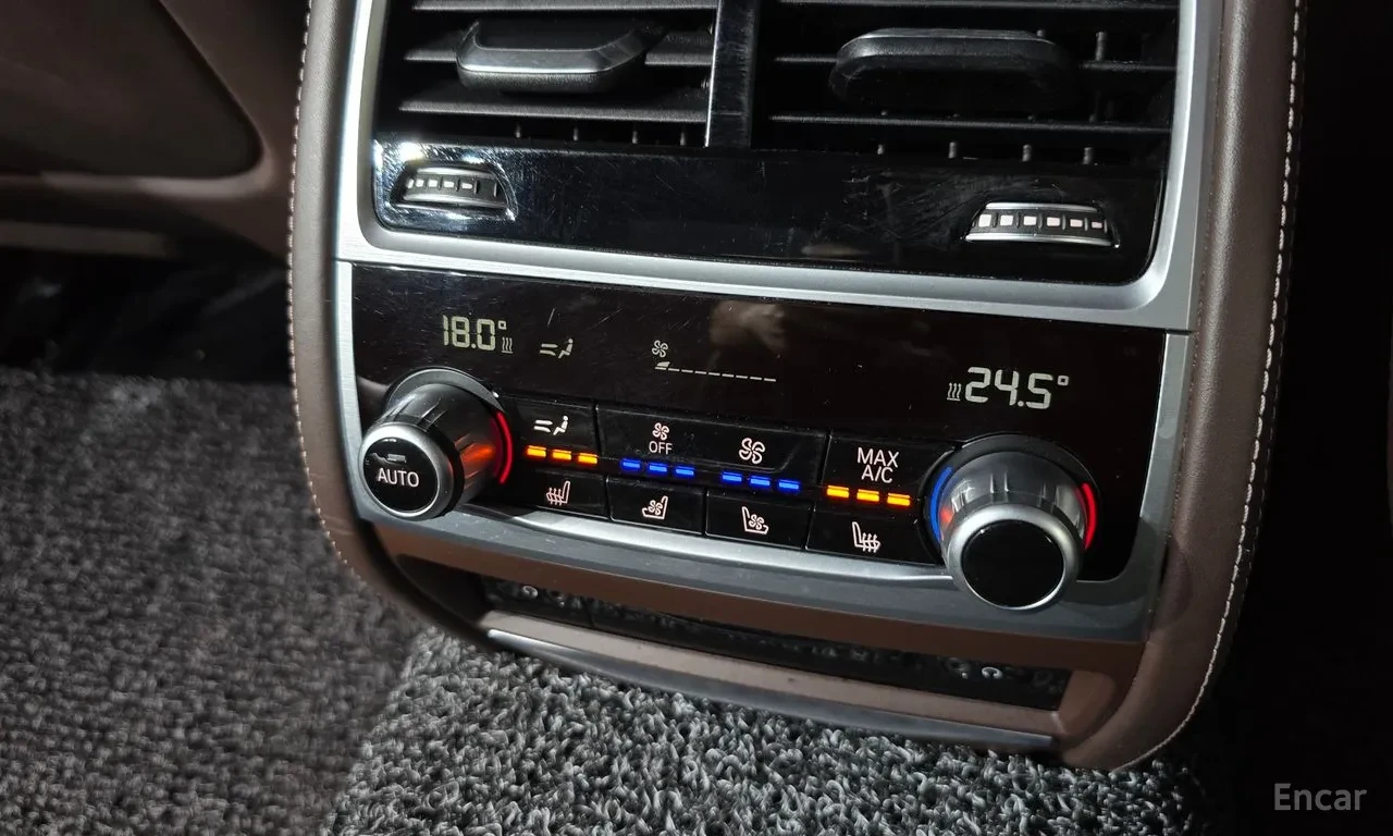 BMW 740 Li / XDRIVE / M / 360 / 3хTV / МАСАЖИ / ЛИЗИНГ, снимка 17 - Автомобили и джипове - 54827543