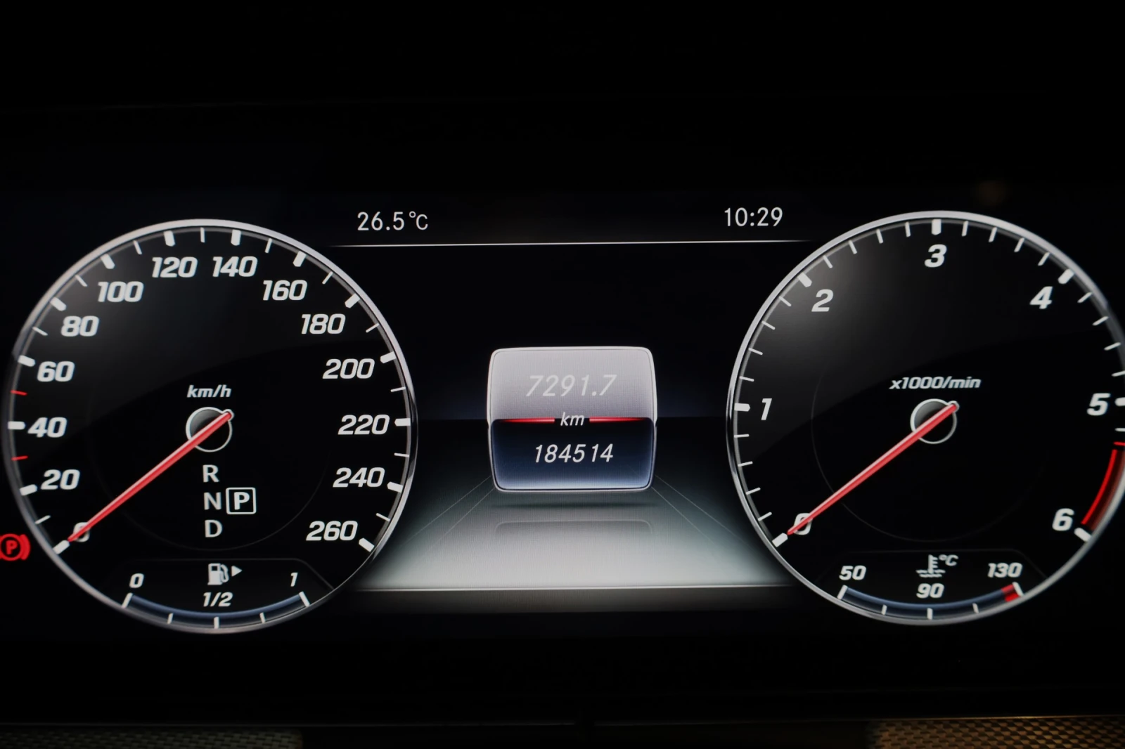 Mercedes-Benz E 220  2.0 D Widescreen, снимка 11 - Автомобили и джипове - 55056156