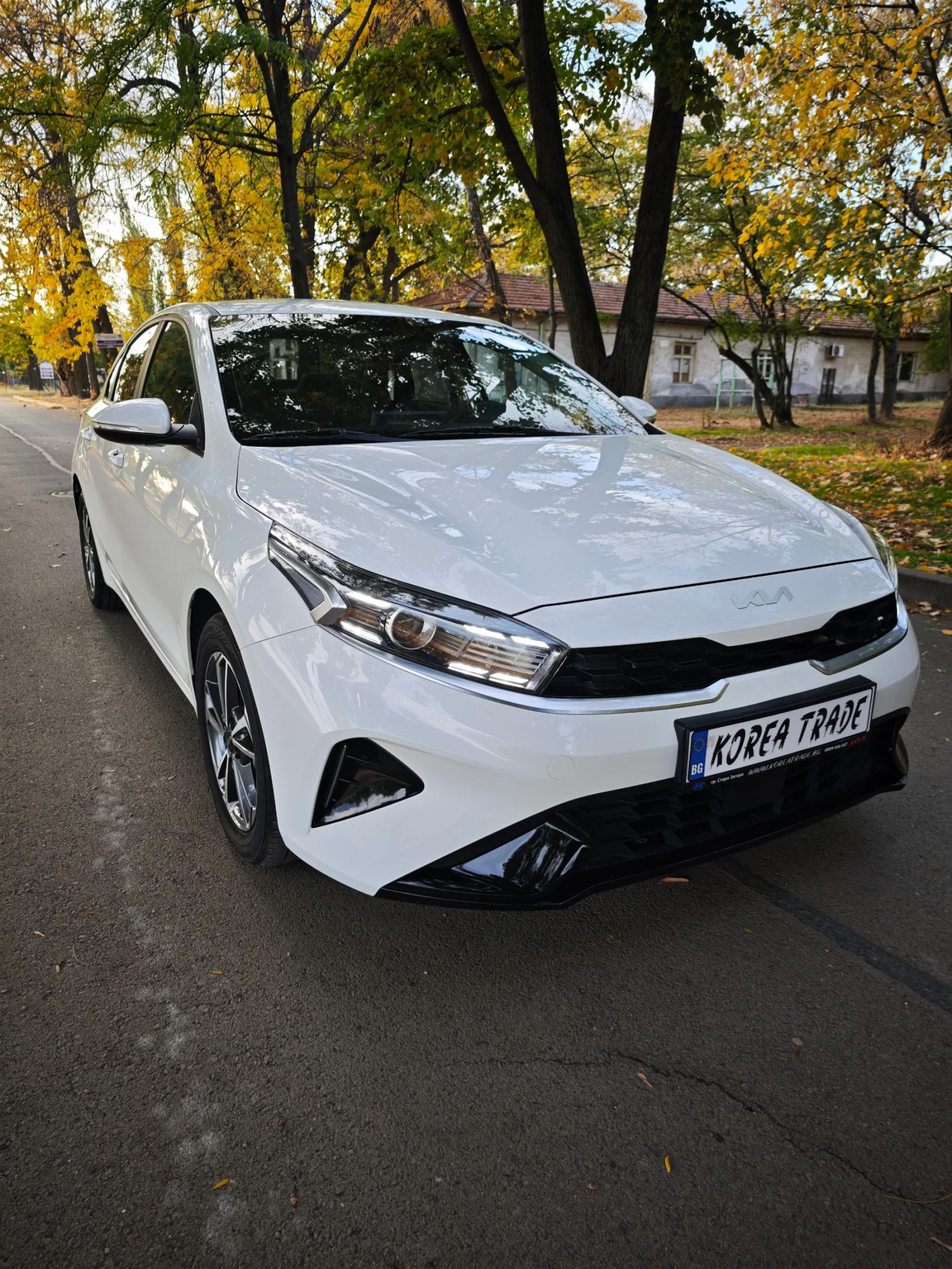 Kia K3 1.6 MPI , снимка 2 - Автомобили и джипове - 56194609