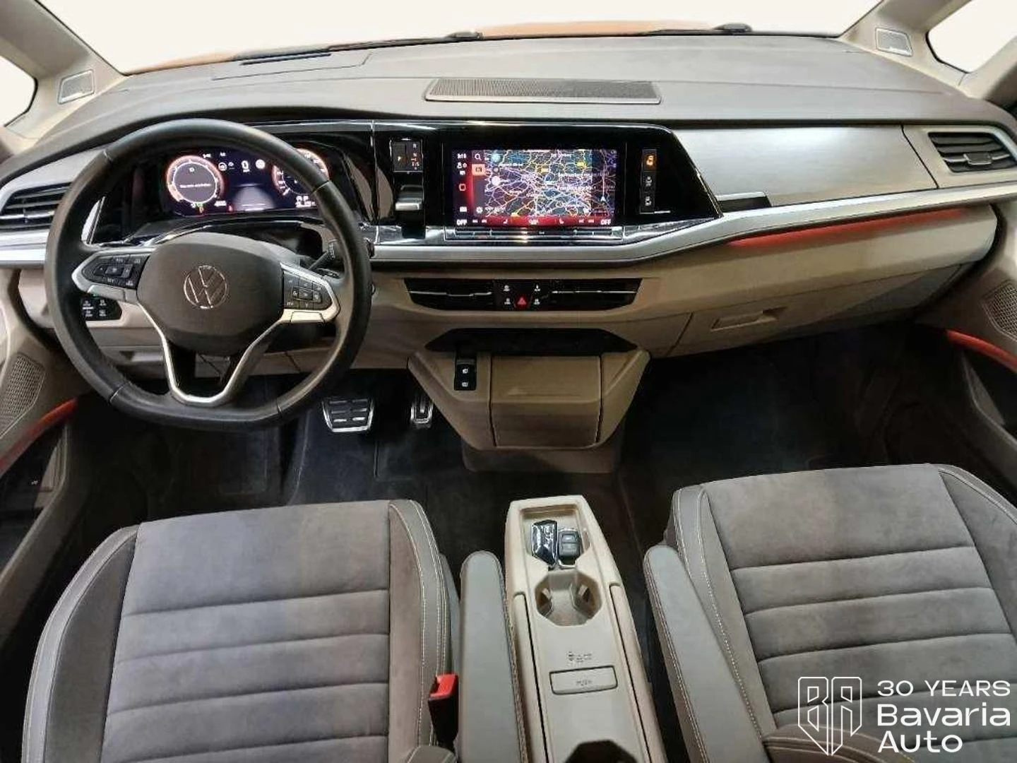 VW Multivan Style lang DSG Easy Open Basic, снимка 7 - Автомобили и джипове - 55317956
