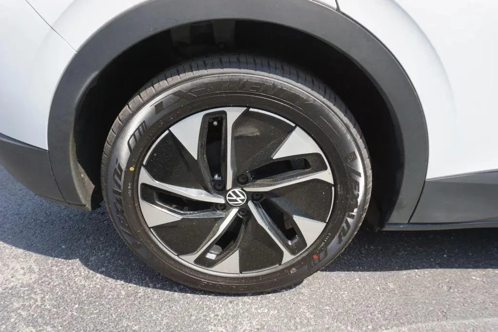 VW ID.4 Pro AWD, снимка 9 - Автомобили и джипове - 55511556
