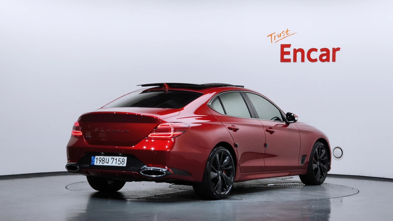 Genesis G70 2.0* BLIND SPOT* ПОДГРЕВ ВОЛАН* ЛЮК* КРАЙНА ЦЕНА, снимка 2 - Автомобили и джипове - 55594216