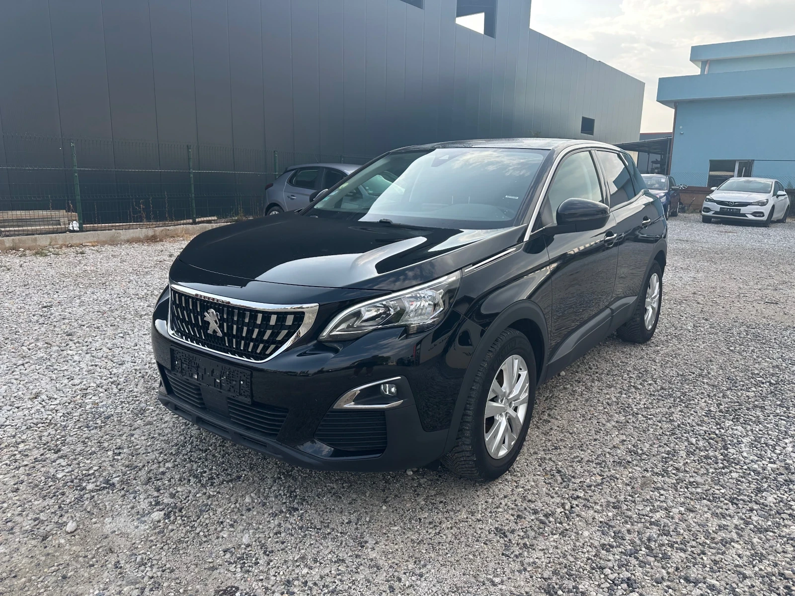 Peugeot 3008 1.5 D Allure СЕРВИЗНИ ДОКУМЕНТИ ЛИЗИНГ 
