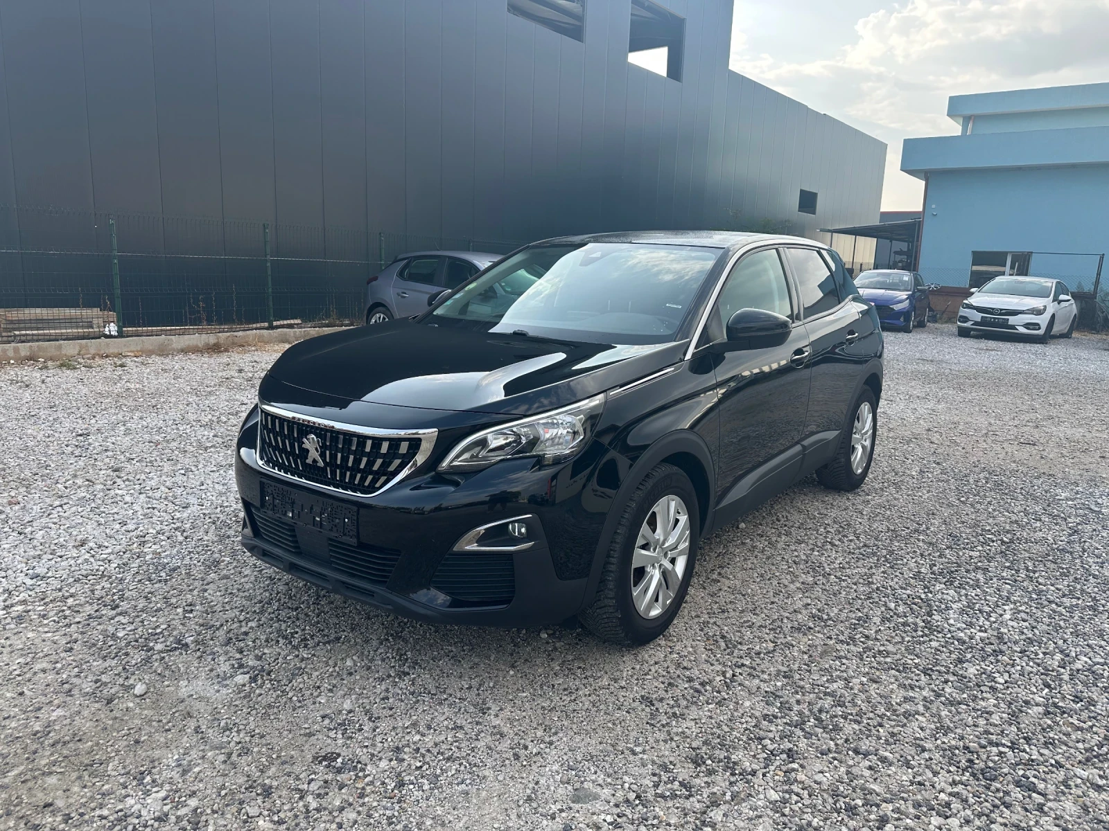 Peugeot 3008 1.5 D Allure СЕРВИЗНИ ДОКУМЕНТИ ЛИЗИНГ , снимка 9 - Автомобили и джипове - 55955583