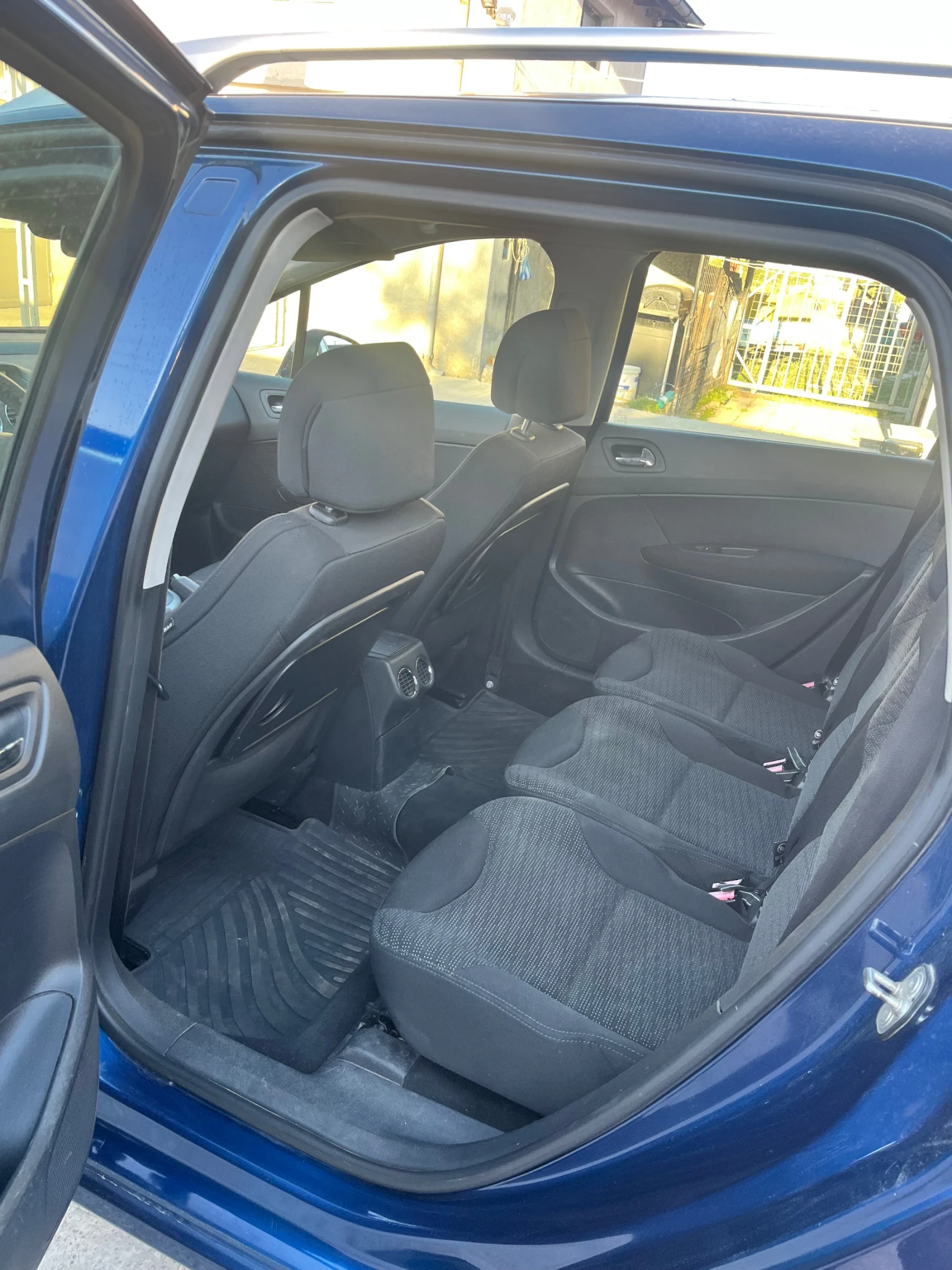 Peugeot 308 Sw, снимка 5 - Автомобили и джипове - 56573544