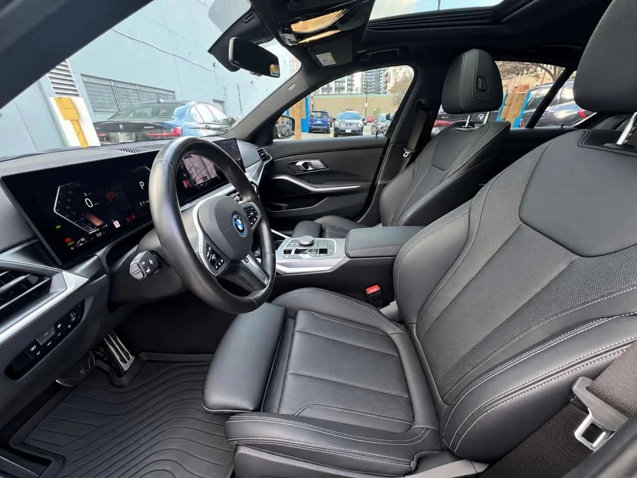 BMW 330, снимка 10 - Автомобили и джипове - 56709830