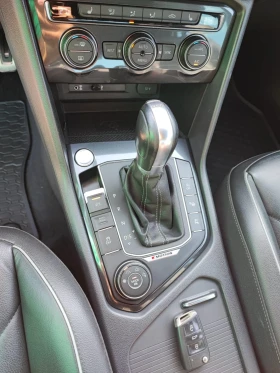 VW Tiguan 2.0TDI-240кс R Line DSG, снимка 11