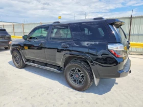 Toyota 4runner 4.0l Sr5, снимка 2