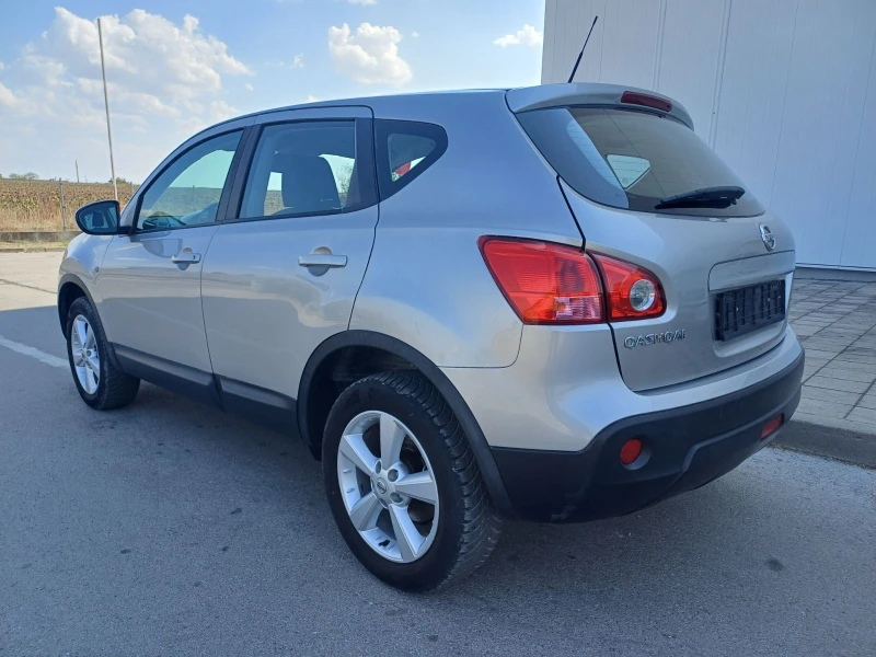 Nissan Qashqai 1.6 Benzin 114k.s., снимка 6 - Автомобили и джипове - 47008337