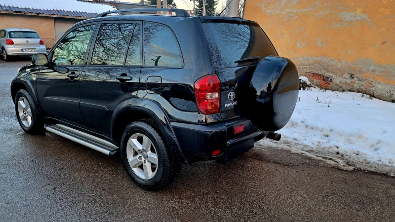 Toyota Rav4 2.0 D2D, снимка 4 - Автомобили и джипове - 48786101