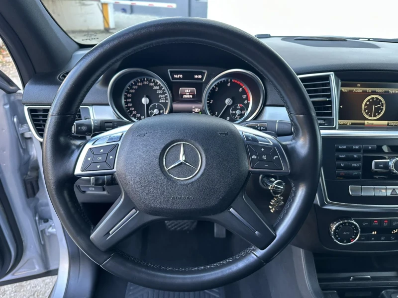 Mercedes-Benz ML 250 Full led, снимка 13 - Автомобили и джипове - 52440342