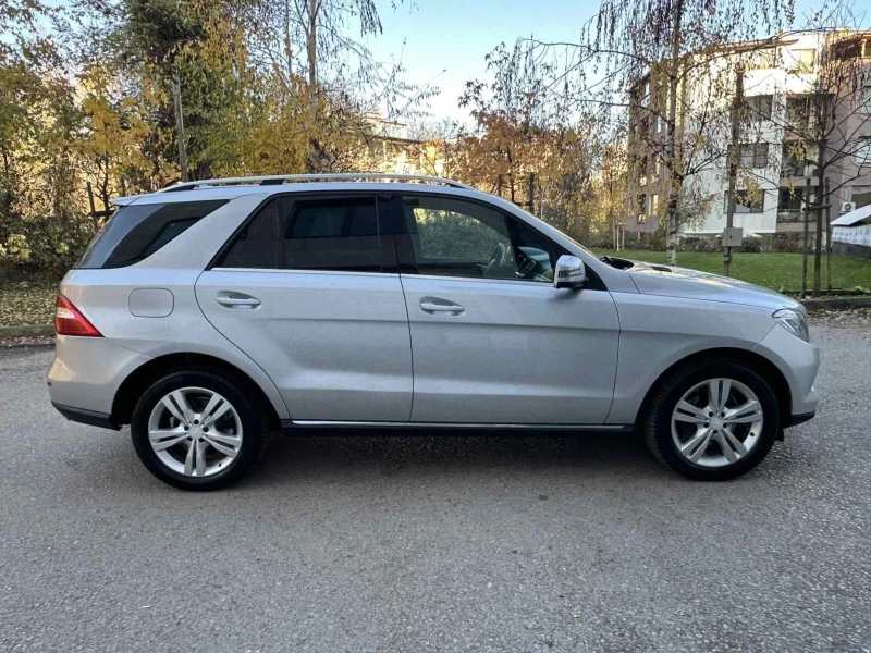 Mercedes-Benz ML 250 Full led, снимка 8 - Автомобили и джипове - 52440342
