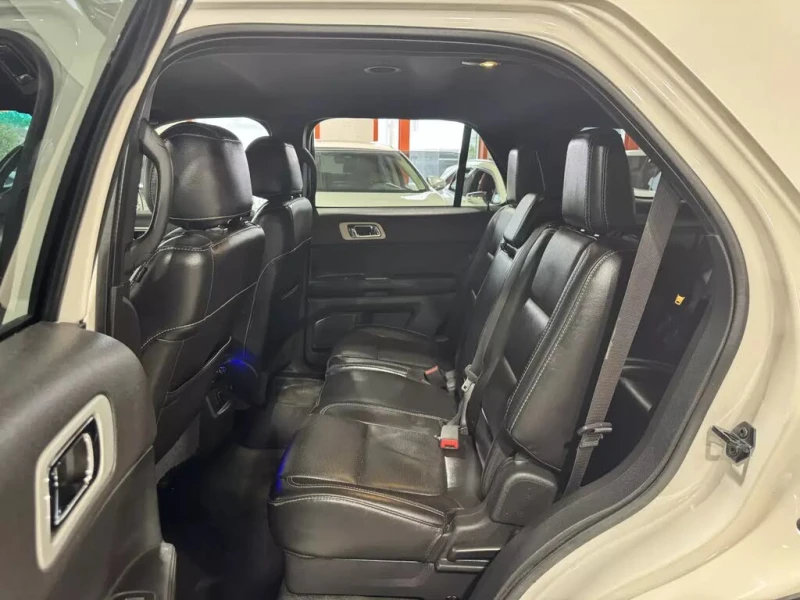 Ford Explorer SPORT* КЕЙЛЕС* КАМЕРА* ПОДГРЕВ* ОБДУХВАНЕ* 6+ 1, снимка 13 - Автомобили и джипове - 52664376