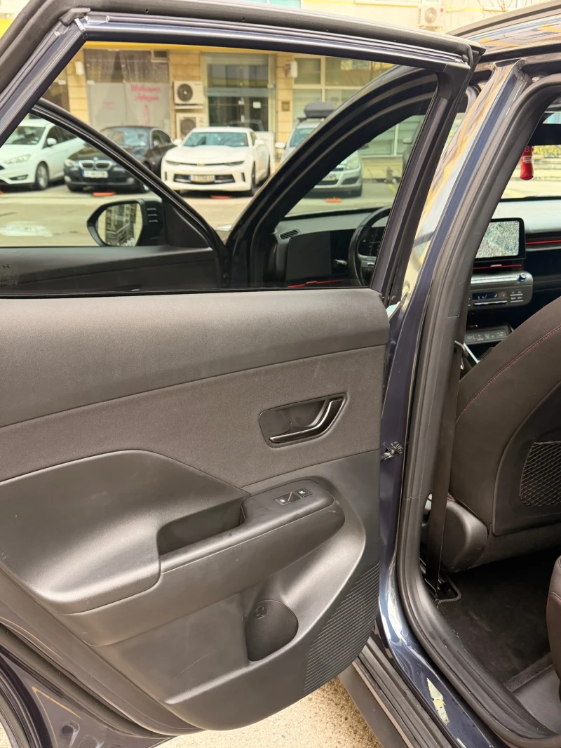 Hyundai Kona, снимка 5 - Автомобили и джипове - 53413472