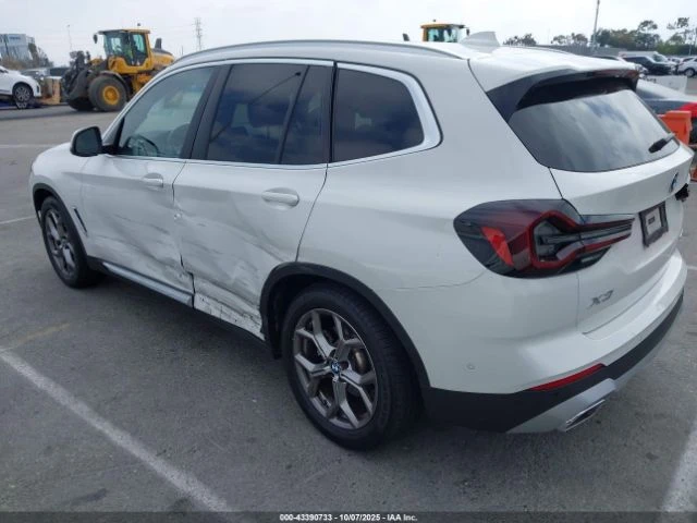 BMW X3 * HEAD UP* ПАМЕТ* AMBIENT* КАМЕРА* REMOTE* KEYLESS, снимка 5 - Автомобили и джипове - 53027914